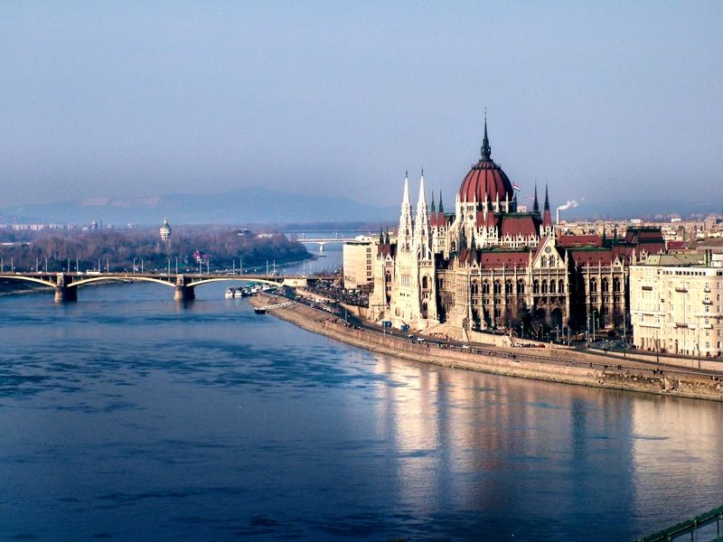 You are currently viewing США ввели санкции против Венгрии