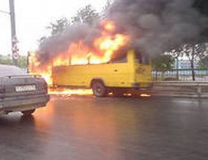 Read more about the article В Тольятти загорелся автобус