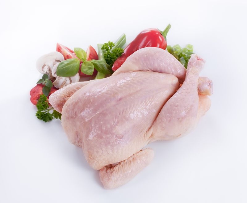You are currently viewing В Самарской области увеличены объемы производства курятины и мяса